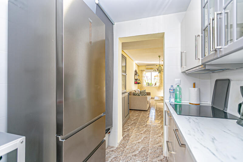 3 bedroom Townhouse for sale