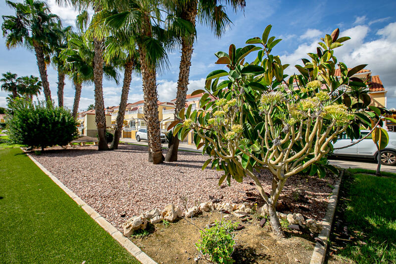 3 bedroom Townhouse for sale