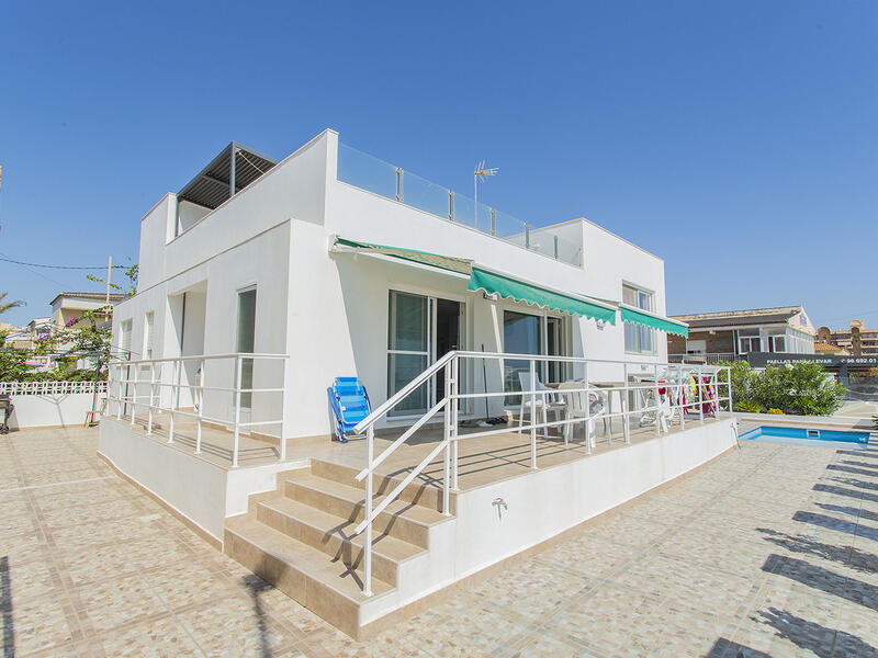 Villa zu verkaufen in La Mata, Alicante