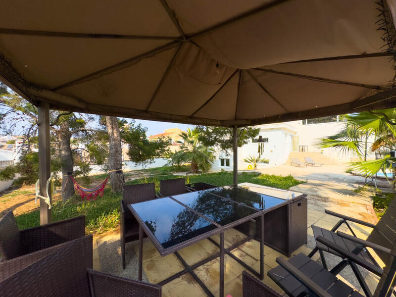 4 bedroom Villa for sale