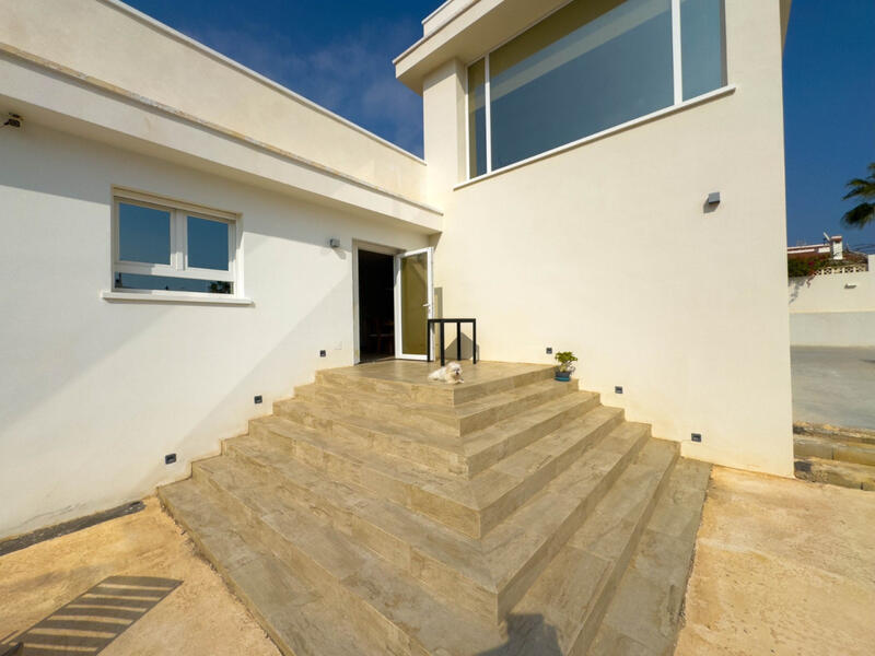 4 bedroom Villa for sale