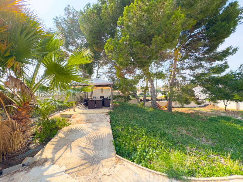4 bedroom Villa for sale