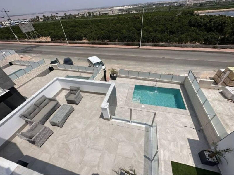 3 Cuarto Villa en venta