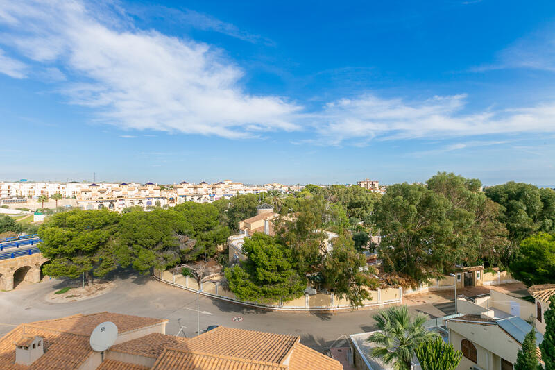 квартира продается в La Zenia, Alicante квартира продается в La Zenia, Alicante