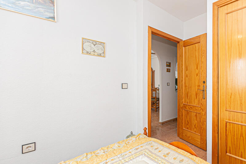 3 спальная комната городская тюрьма продается 3 спальная комната городская тюрьма продается