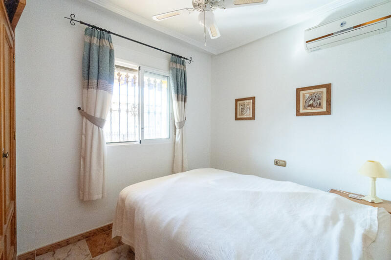 2 Cuarto Villa en venta 2 Cuarto Villa en venta