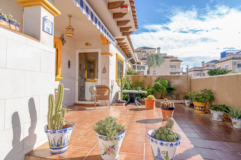 2 Cuarto Villa en venta 2 Cuarto Villa en venta