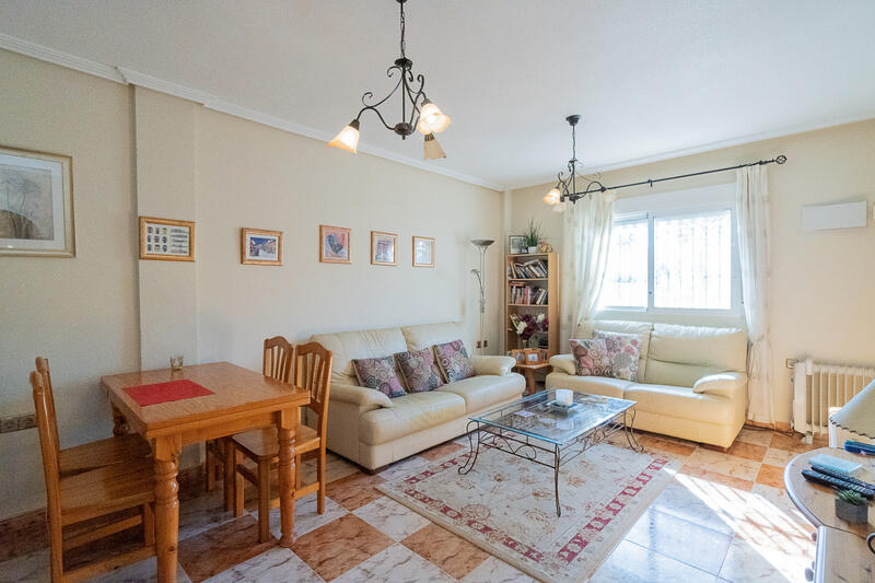 2 Cuarto Villa en venta 2 Cuarto Villa en venta