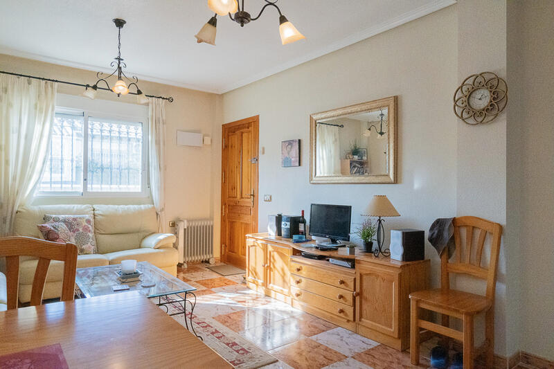 2 Cuarto Villa en venta 2 Cuarto Villa en venta