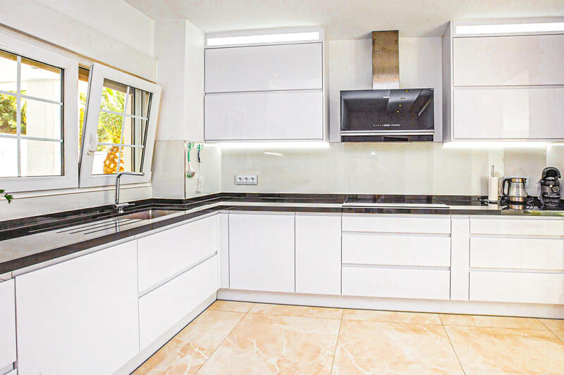 4 bedroom Villa for sale 4 bedroom Villa for sale