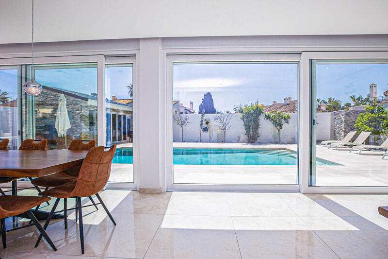 4 bedroom Villa for sale 4 bedroom Villa for sale