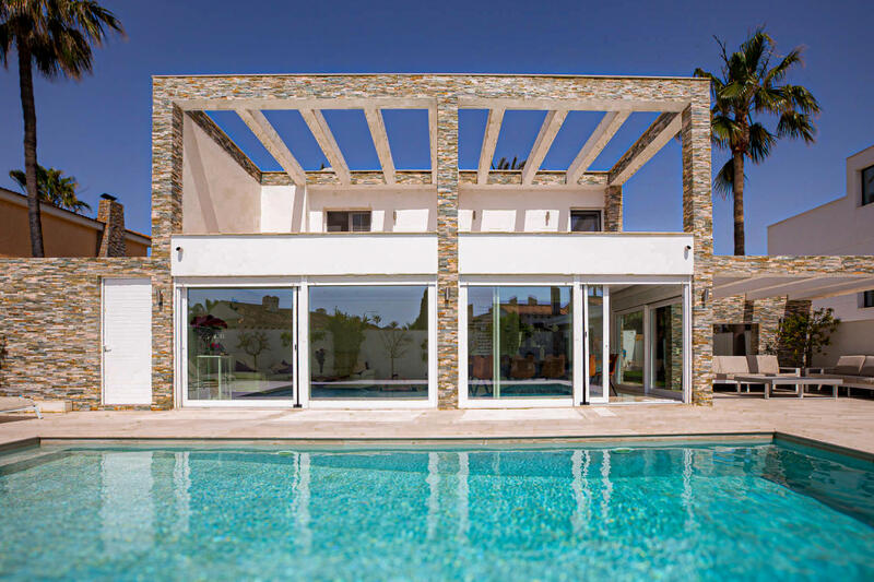 4 bedroom Villa for sale 4 bedroom Villa for sale