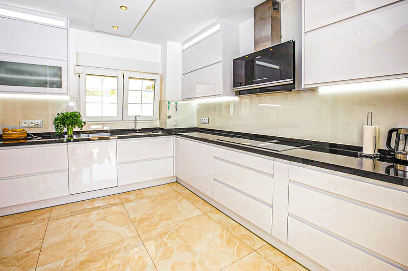 4 bedroom Villa for sale 4 bedroom Villa for sale