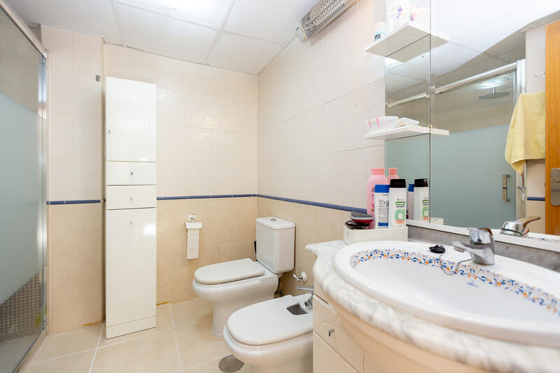 3 slaapkamer Appartement Te koop 3 slaapkamer Appartement Te koop