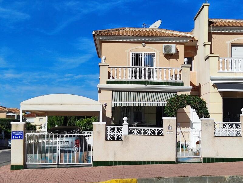 Villa en venta en Ciudad Quesada, Alicante