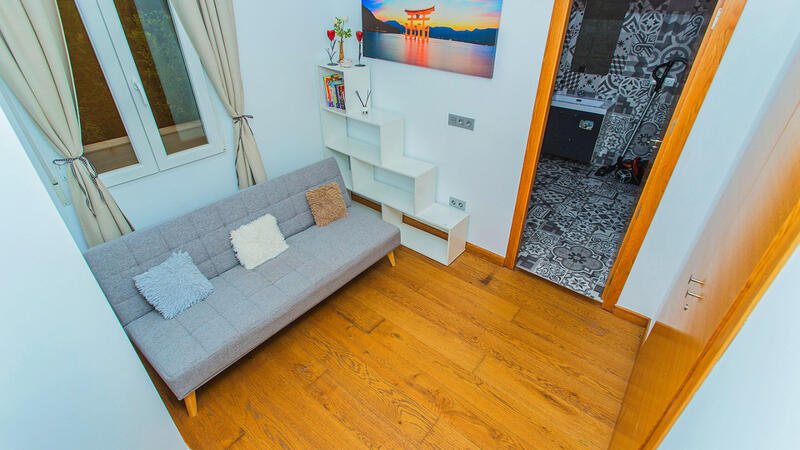 6 bedroom Villa for sale