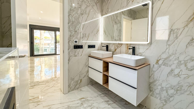 4 bedroom Villa for sale