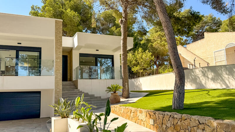 4 bedroom Villa for sale