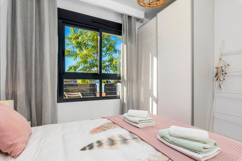 2 slaapkamer Appartement Te koop 2 slaapkamer Appartement Te koop