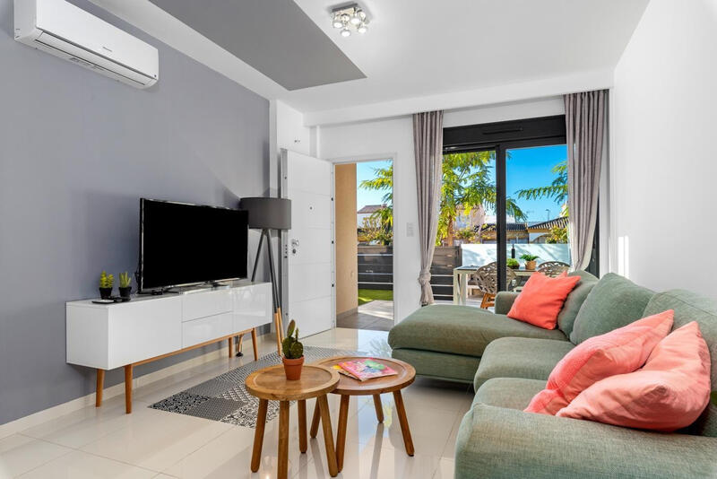 2 slaapkamer Appartement Te koop 2 slaapkamer Appartement Te koop