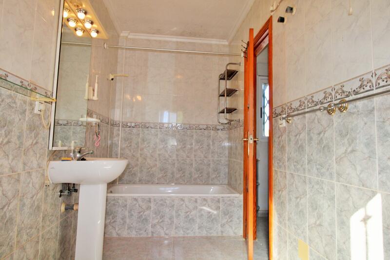 3 Schlafzimmer Stadthaus zu verkaufen 3 Schlafzimmer Stadthaus zu verkaufen