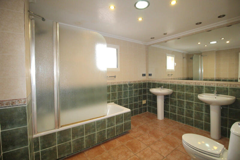 4 bedroom Villa for sale 4 bedroom Villa for sale