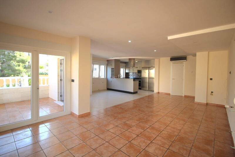 4 bedroom Villa for sale 4 bedroom Villa for sale