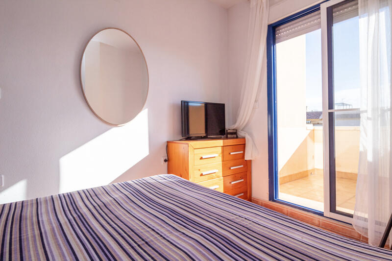 2 bedroom Townhouse for sale