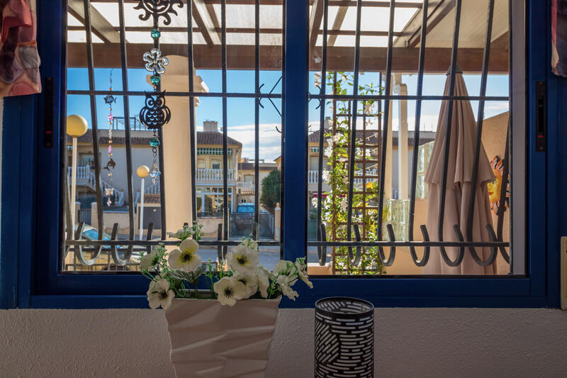 2 bedroom Townhouse for sale