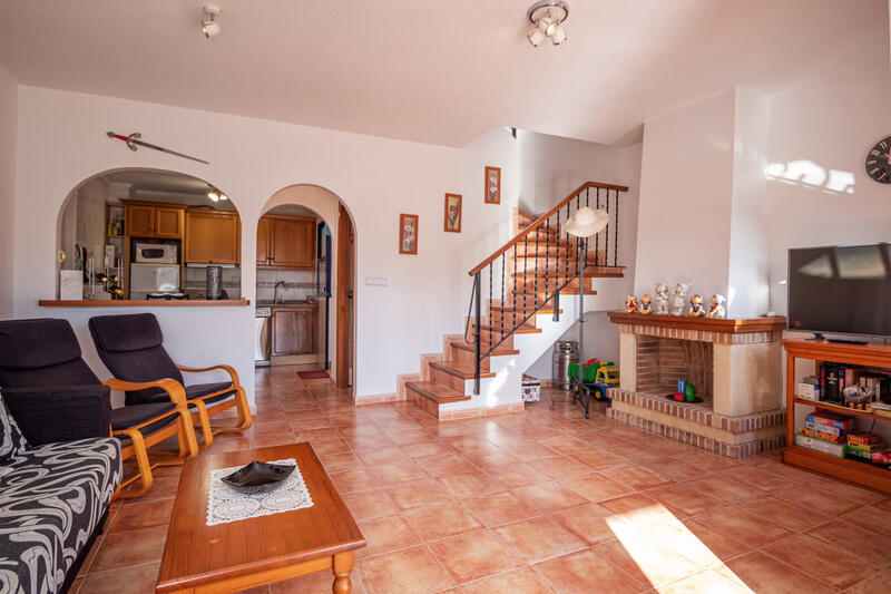 2 bedroom Townhouse for sale