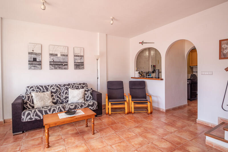 2 bedroom Townhouse for sale