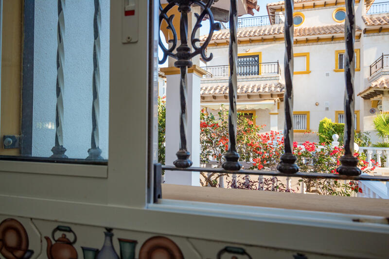 2 Schlafzimmer Duplex zu verkaufen