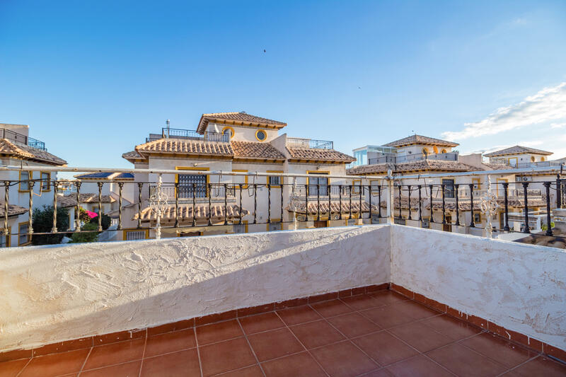 2 Schlafzimmer Duplex zu verkaufen