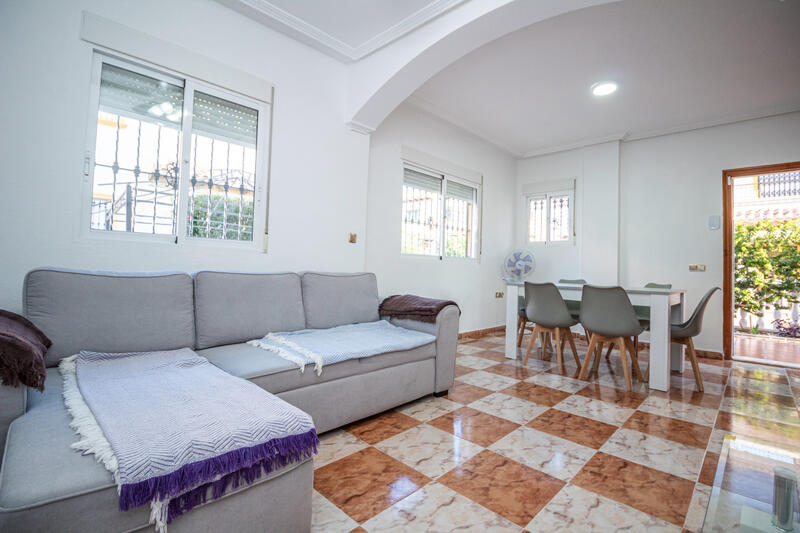 2 Schlafzimmer Duplex zu verkaufen