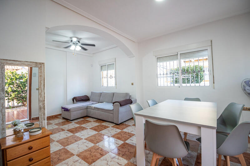 2 Schlafzimmer Duplex zu verkaufen