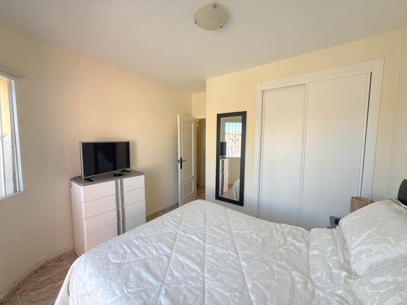 2 Schlafzimmer Stadthaus zu verkaufen