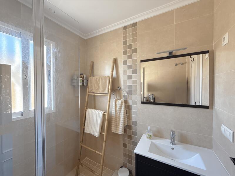 2 Schlafzimmer Stadthaus zu verkaufen