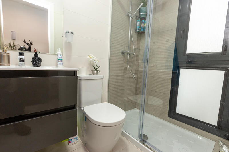 3 Schlafzimmer Villa zu verkaufen 3 Schlafzimmer Villa zu verkaufen