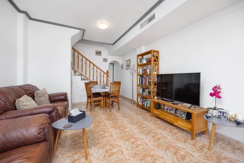 2 bedroom Townhouse for sale 2 bedroom Townhouse for sale