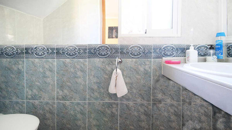 2 sovrum Radhus till salu