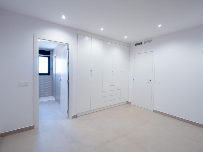 5 bedroom Villa for sale