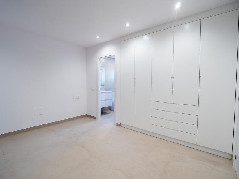 5 bedroom Villa for sale