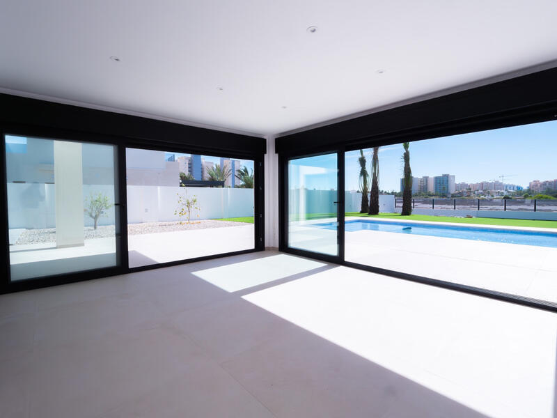 5 bedroom Villa for sale