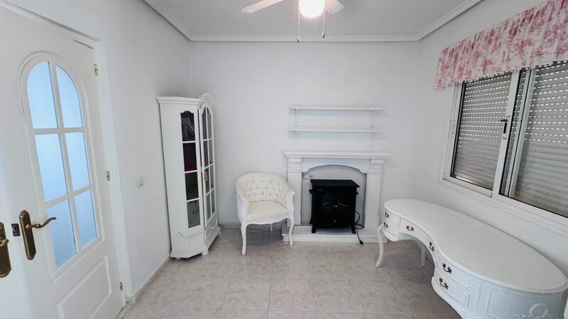 2 bedroom Townhouse for sale 2 bedroom Townhouse for sale