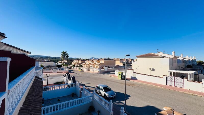 2 bedroom Townhouse for sale 2 bedroom Townhouse for sale