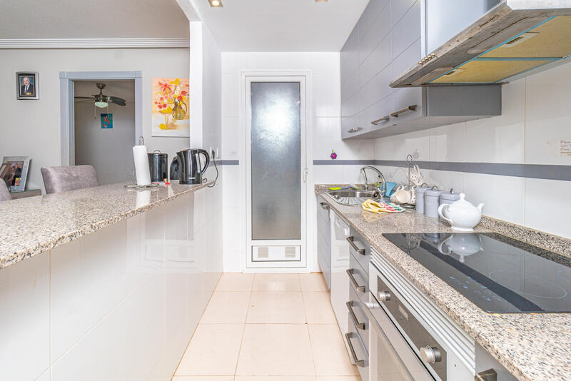 2 slaapkamer Appartement Te koop