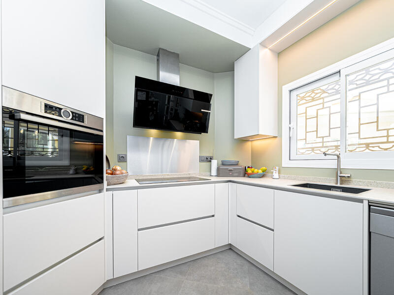 3 Schlafzimmer Villa zu verkaufen 3 Schlafzimmer Villa zu verkaufen