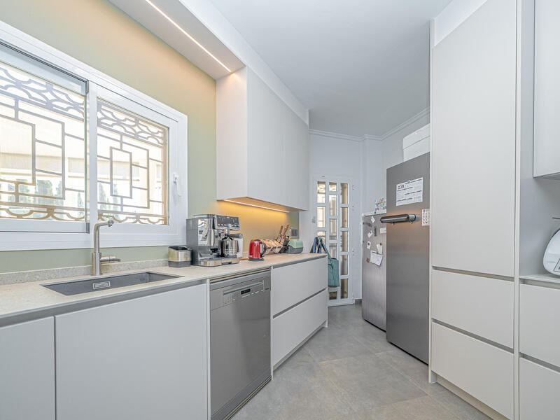 3 Schlafzimmer Villa zu verkaufen 3 Schlafzimmer Villa zu verkaufen