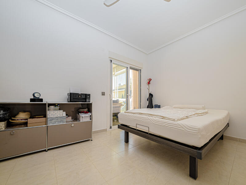 3 Schlafzimmer Villa zu verkaufen 3 Schlafzimmer Villa zu verkaufen