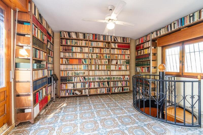 4 slaapkamer Villa Te koop 4 slaapkamer Villa Te koop